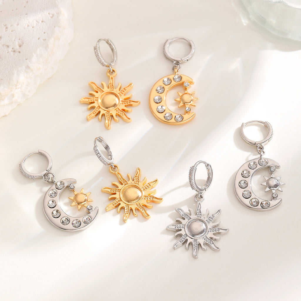 Fashionable Moon and Sun Pendant Necklace, Elegant and Sophisticated, European and American Cross-Border Jewelry, Sun and Moon Pendant Clavicle Chain for Women
